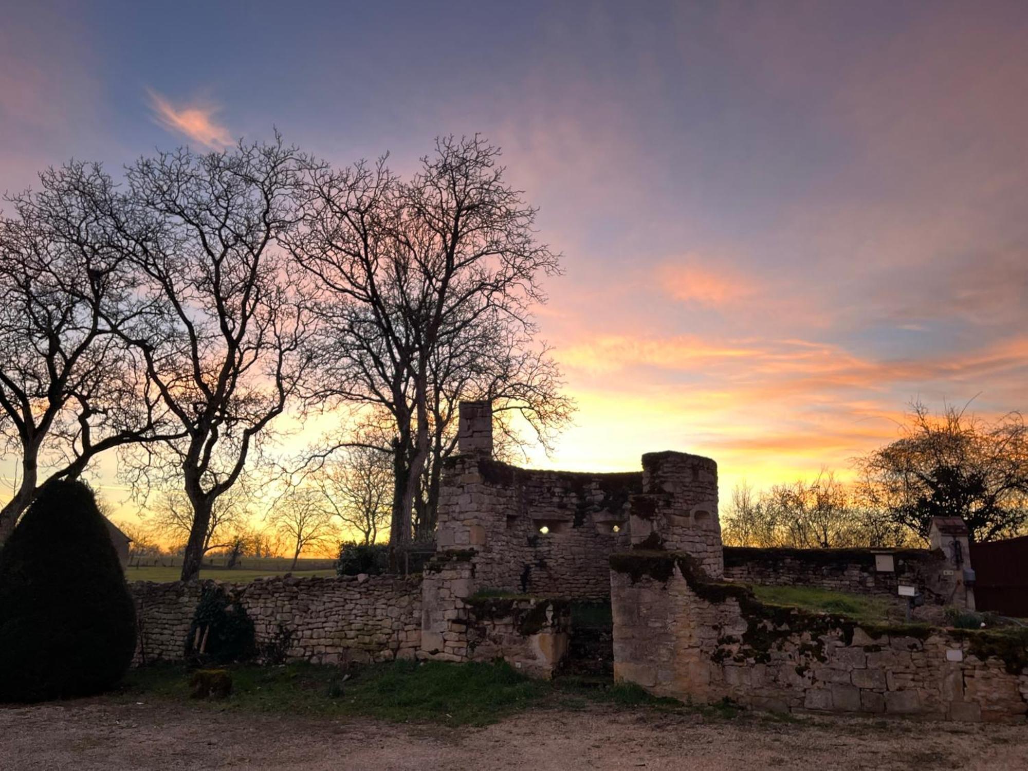 Bed and Breakfast O2 Tours Ourouer-les-Bourdelins Экстерьер фото